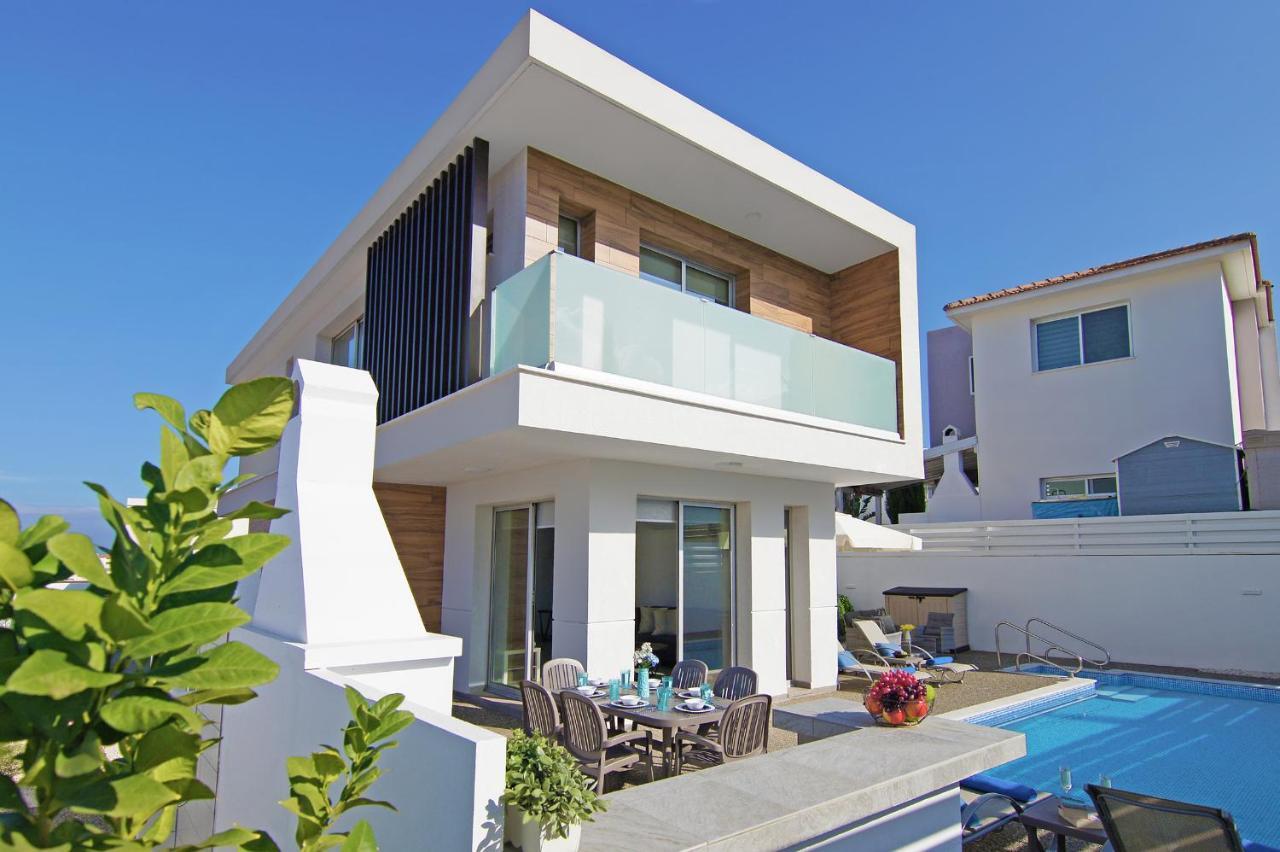 Villa Thea Athena Protaras Bagian luar foto