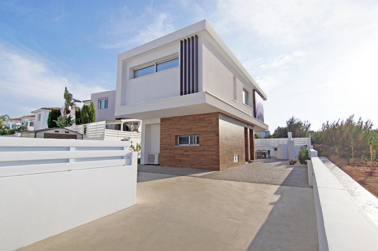 Villa Thea Athena Protaras Bagian luar foto