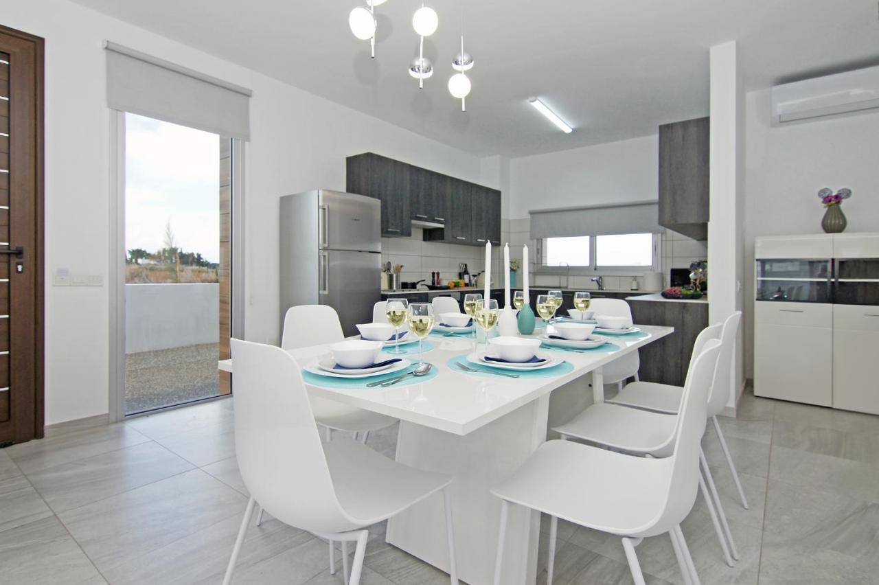 Villa Thea Athena Protaras Bagian luar foto