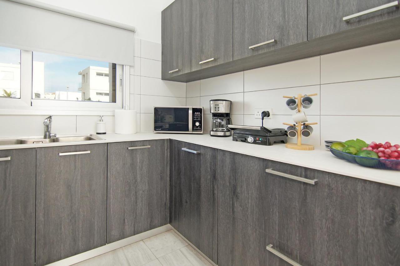 Villa Thea Athena Protaras Bagian luar foto